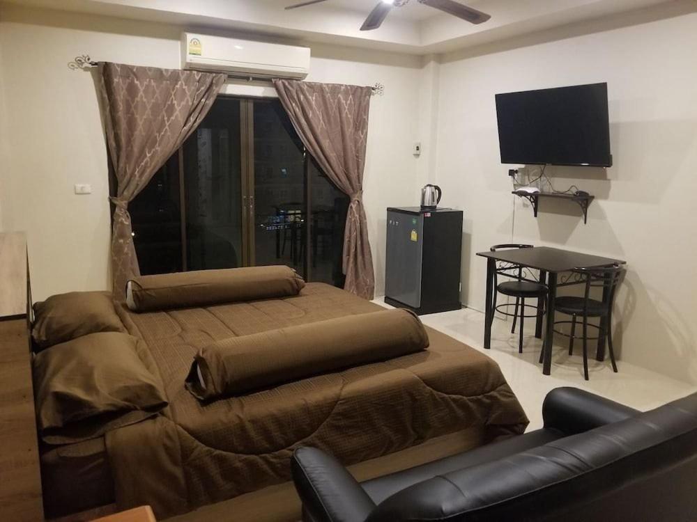 The Main Event Pattaya Bed & Breakfast Dış mekan fotoğraf